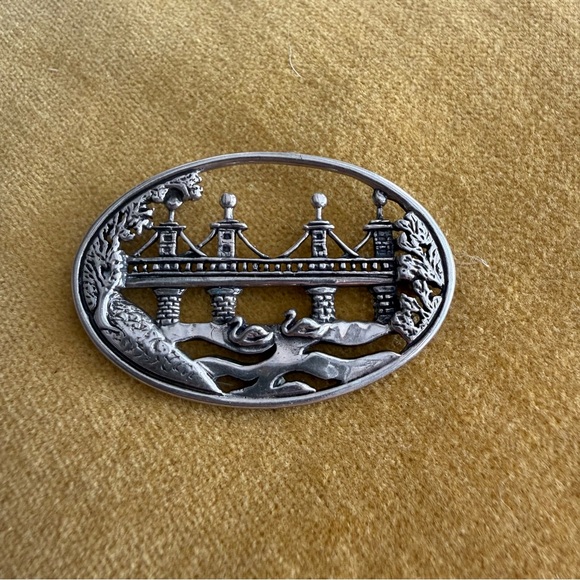 DiMatteo Jewelry - DIMATTEO Hand & Hammer H&H Sterling Bridge Scene Brooch
